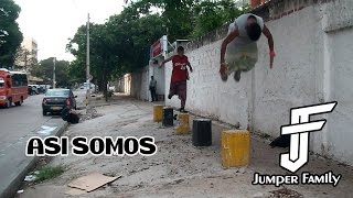 JUMPER FAMILY - ASI SOMOS