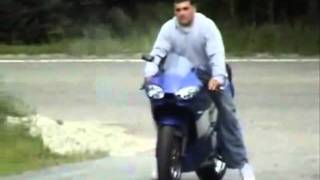 Stupid Poser, Motorcycle Accident, Fail / Dummer Angeber, Motorradunfall