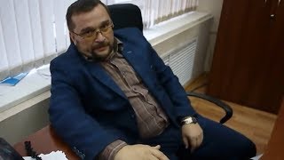 ДЕРЗКИЕ ЧИНОВНИКИ - как с ними разговаривать. Юрист Антон Долгих в администрации Кирова