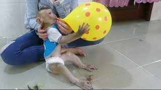 Wow Amazing Dodo Happy Learn To Blow Balloon With Mommy