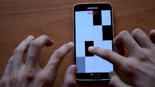 обзор игры Don't tap The white tile.