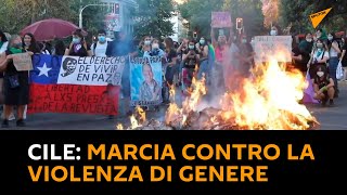 Cile: le attiviste per i diritti delle donne organizzano una marcia contro la violenza di genere