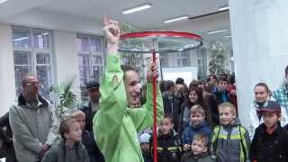 Крутящееся колесо 3 Ночь науки Университет Харьков Whirling wheel Night Science Kharkov