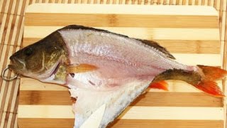 Как снять кожу с окуня, легко и быстро.