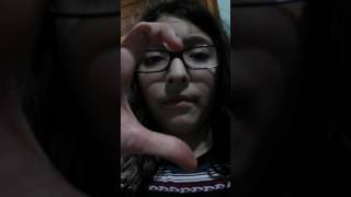 Eu fiz um erro terrível desculpa  julia minegirl