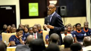 Perezida Kagame ati" Muri Green party harimo iki?