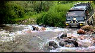Delica через речку