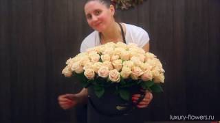 101 кремовая роза в шляпной коробке