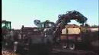 Onion Harvester / Récolteuse à oignons - Univerco -