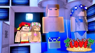 Minecraft LOVE ISLAND - THE GUYS FIND A WEIRD PRISON FOR PAST CONTESTANT & LITTLE CARLY!!