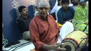 Umayalpuram K Sivaraman super Mridangam performance