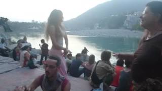 Dancing in Rishikesh bank of Ganga v/s Goa Arambol beach