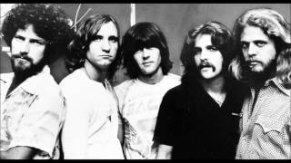 The Eagles   Hotel California Acoustic