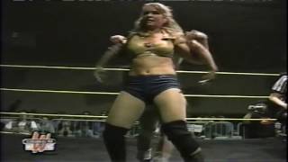 Sumie Sakai VS. Lorelei Lee - Cleveland All Pro Wrestling [Free Women's Match]