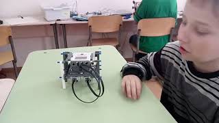 Робототехника.  Шестиногий шагающий робот.