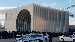 Ника Мелия задержан - штурм офиса "Единого нацдвижения"" в Тбилиси