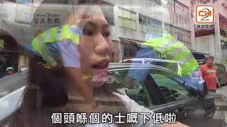 男生荃灣過馬路　先後捱客貨車的士撞情況嚴重
