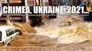 Millions of liters of water on the streets! The biggest flood in the history of Crimea!