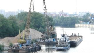 Плавкран ПК-69 и буксир-толкач Речной-63