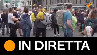 Germania: negazionisti del Covid protestano a Berlino