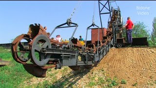 Der Eimerketten-Bagger der Feldbahn Leipzig - Dredger