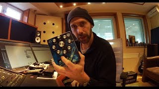 Klirrton Grindstein vs Boss HM2. DEATH METAL GUITAR TONE!