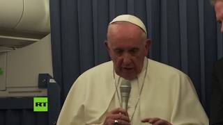 El papa Francisco revela qué le diría a un padre con un hijo homosexual (SUBS)