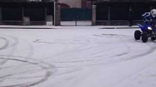 250 raptor sous la neige