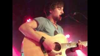 Max Giesinger - I follow rivers (Kik Offenburg 26.05.12)