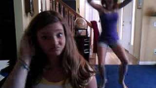 me and dani dancingg!