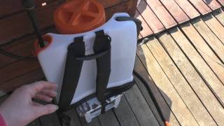 Опрыскиватель Stihl SG 51 в работе