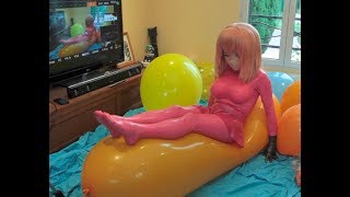 Kigurumi just playing with balloons kigurumi (nearly non pop)