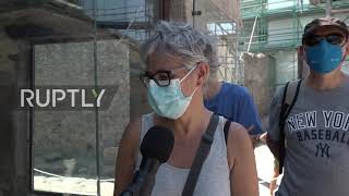 Italy: Visitors queue at "re-opened" Pompeii takeaway counter