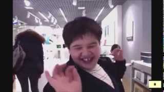 Парень в в apple store зажигает (не надо стеснятся)