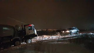 КАК СПАСТИ МНОГОТОННУЮ TATRA 8X8 ОФФРОАД-МАНЬЯКИ МОГУТ off road 4x4