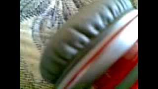 Unboxing Beats headphones solo hd red edition