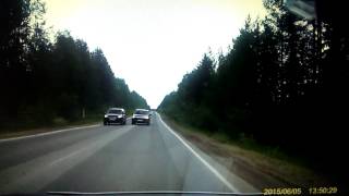 О598XB11ru вылез на встречку прямо в лоб