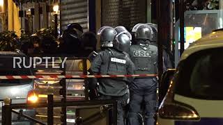 France: Two women held hostage in Paris by man armed with knife