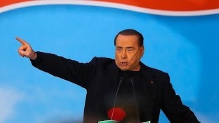 Exclu du Sénat italien, Berlusconi ne s'avoue pas vaincu