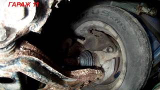 осмотр подвески Ауди 80!!!осмотр днища/the inspection of the suspension Audi 80!!!