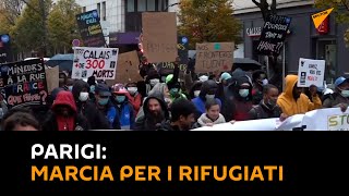 Parigi: migliaia in marcia per chiedere un'accoglienza dignitosa per i rifugiati