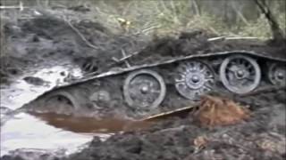 Шокирующая находка в болоте !!!! ТАнк)))