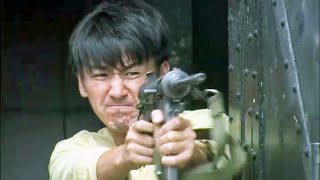 日軍將領發現情況不對，剛打算派兵進攻，不料共軍已經從監獄中沖了出來！ 抗日