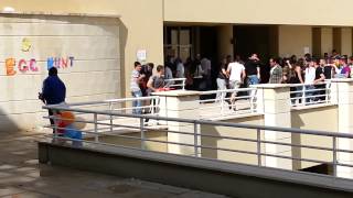 "الجامعة اللبنانية" كلية ادارة الاعمال- الفرع الاول - water fight