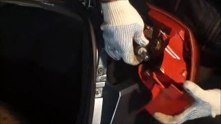 Замена лампы стоп сигнала. MITSUBISHI LANCER X