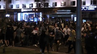 Неспокойная ночь: как выглядели улицы Минска во время протестов