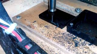 Резка отверстий в пластике. ЧПУ. CNC