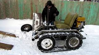 Минитрактор из мотоблока Нева  Чистим снег на даче.  Homemade mini dozer