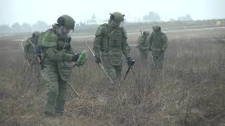 Разминирование аэропорта Степанакерт саперами миротворческих сил РФ в Нагорном Карабахе