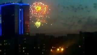 салют в москве с крыши, жесть, круто, ништяк, порно, зрелищно, голые, смерть взрыв, украина, бэндеры